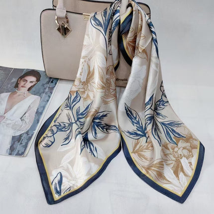Suzhou Silk Women's Scarf 100% Mulberry Silk Scarf Large and Small Square Scarf Neckerchief Shawl with Printed Design