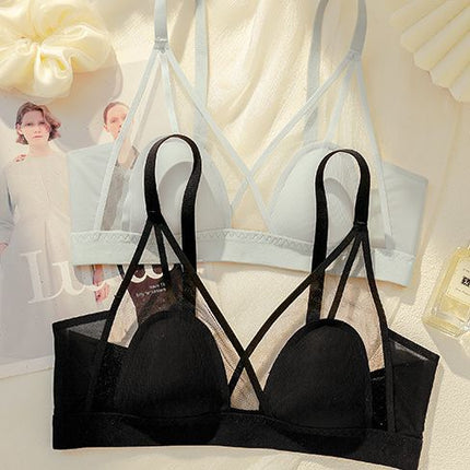 French-Style Summer Women's Thin Bra for Small Busts, Sexy Ultra-Thin Breathable Bra with Triangle Cups, Wireless, Makes Large Busts Appear Smaller