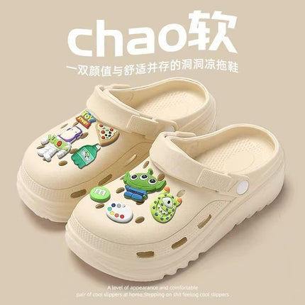 25 New Styles of Croc Shoes for Women, Summer Casual Fashion, Thick Soles for Going Out, Versatile, Non-Slip, Comfortable and Breathable, Men's Wholesale Cartoon