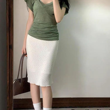 Tencel Threaded Elegant Retro V-Neck Green Short-Sleeved T-Shirt for Women Summer New Relaxed, Fashionable and Elegant Pure Desire Top