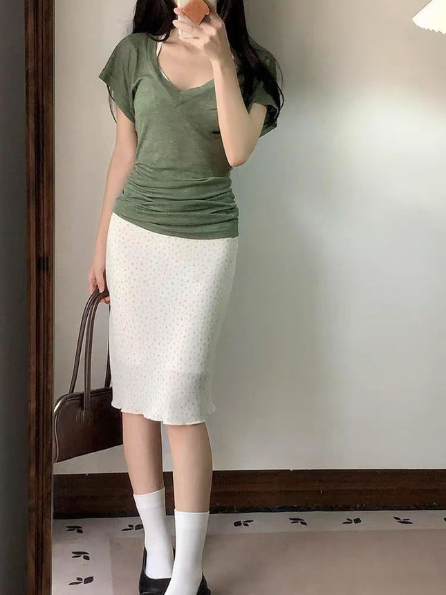 Tencel Threaded Elegant Retro V-Neck Green Short-Sleeved T-Shirt for Women Summer New Relaxed, Fashionable and Elegant Pure Desire Top