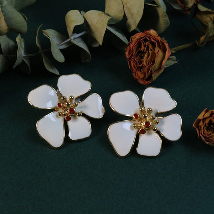 Foreign Trade Hot French Retro Earrings Niche Design Fresh Flower Enamel Earrings Qingdao Middle Ancient Jewelry