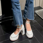 Off-white / 35