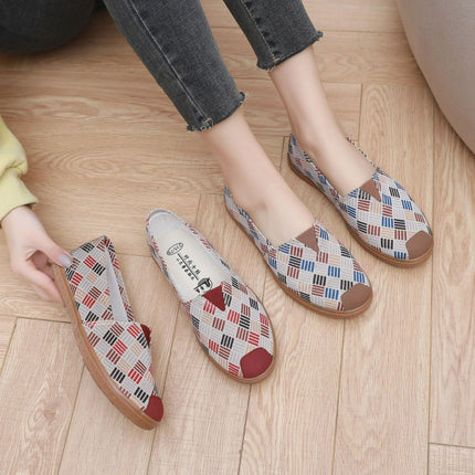 Lu Tai Mom Shoes Flat Shoes Cloth Shoes Women's Shoes Soft Sole Not Tired Foot Slip-on Casual Shoes Single Shoes Elderly Shoes