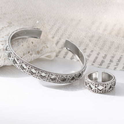 Light Luxury Rattan Glow Bracelet Women's Niche Design Sense Woven Distinctive All-match Hollow Bracelet Ins Style Accessories