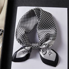 English houndstooth 53 silk-black and white
