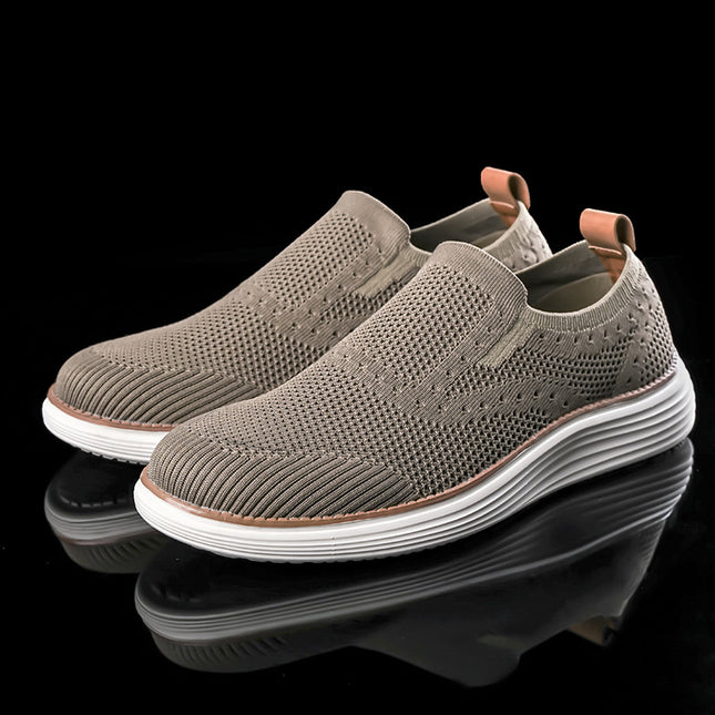 Cross-Border Large Size 2025 Summer New Slip-On Lightweight Fly-Knit Casual Sports Shoes Men's Running Shoes Sneakers