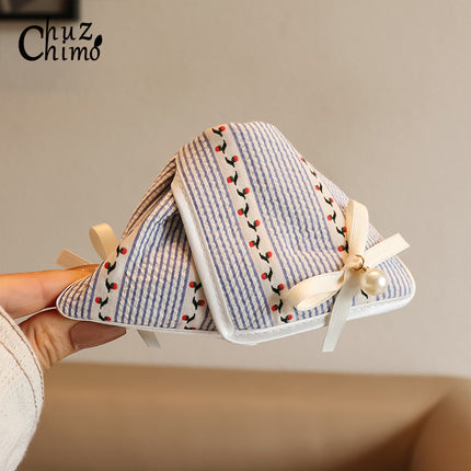New College Style Triangle Clip with Contrasting Polka Dots and High-End Shark Clip for Hairpin Head Accessories on the Back of the Head