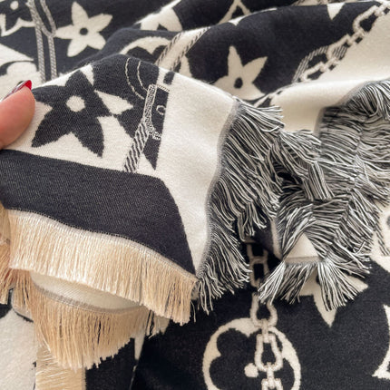 2022 Autumn and Winter New Cashmere Scarf Women's Five-pointed Star Pattern European and American Style All-match Thickened Warm Cold-proof Shawl