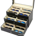 Black 18-bit watch box with beige interior
