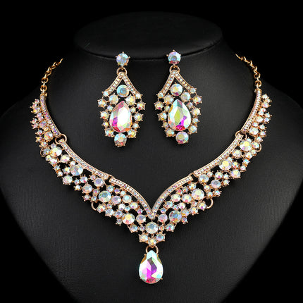 Cross-border foreign trade retro jewelry exaggerated necklace suit luxury crystal jewelry banquet dress accessories manufacturers direct supply