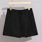 Black shorts / XL