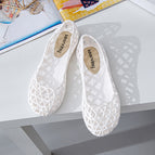 White / 35