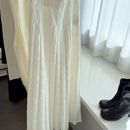 Guangzhou Shisanxing High-Quality Hot-Selling Item~ Deep Gray Textured Cable Knit Loose Comfortable Stylish Thickened Skirt~