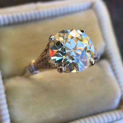 European and American Style High-End Round Zircon Sparkling Engagement Ring Women's Wedding Ring Light Luxury Elegant Simple and Versatile