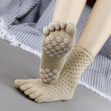 2025 new yoga socks non-slip professional women's five-finger socks pilates socks indoor sports fitness toe socks