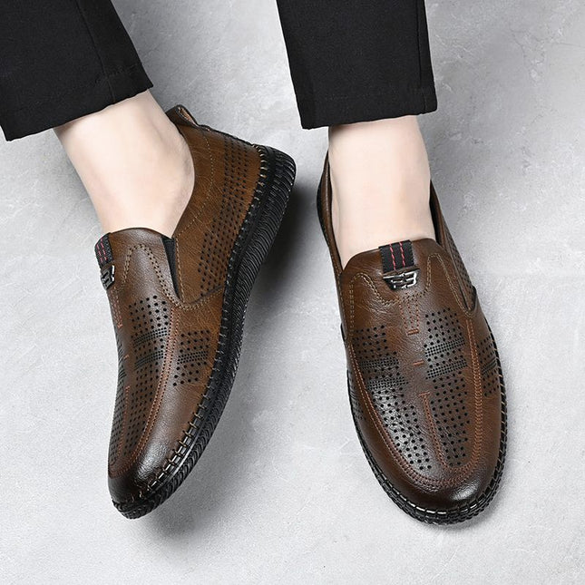 [Broken Size Processing] Leather Shoes Men's Genuine Leather Hole Shoes Dad Shoes Summer Soft Bottom Breathable Lazy Bean Shoes