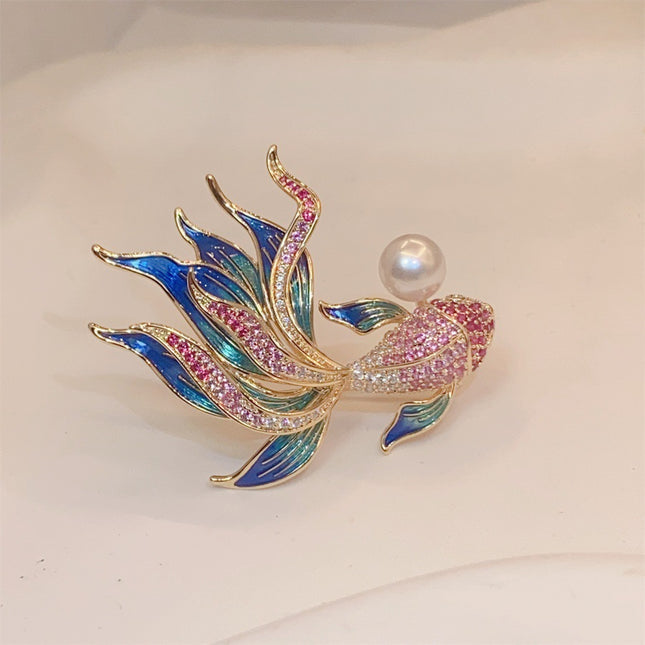 Goldfish Zircon Brooch / Broche Poisson Zircon