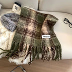 New dashed line pattern brushed scarf - moss green