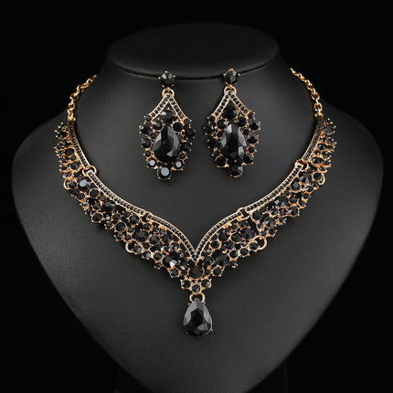 Cross-border foreign trade retro jewelry exaggerated necklace suit luxury crystal jewelry banquet dress accessories manufacturers direct supply