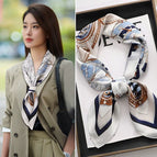 113 # Square towel 70cm