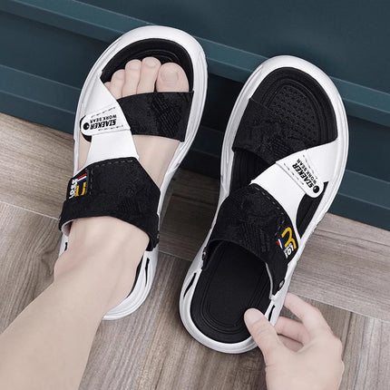Men's Sandals Summer 2025 New Outer Wear Wear-Resistant Vietnamese Beach Slippers Sports Driving Sandals