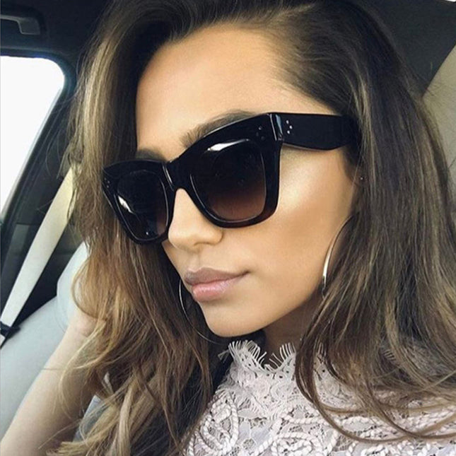 Rain European and American Fashion Large-Frame Sunglasses for Men and Women, Personalized Trendy Sunglasses, Studded Sunglasses 9768