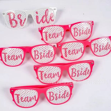 FDA can pass the drop ball test foreign trade promotional gifts sunglasses plastic sunglasses rainbow party rice nail glasses.