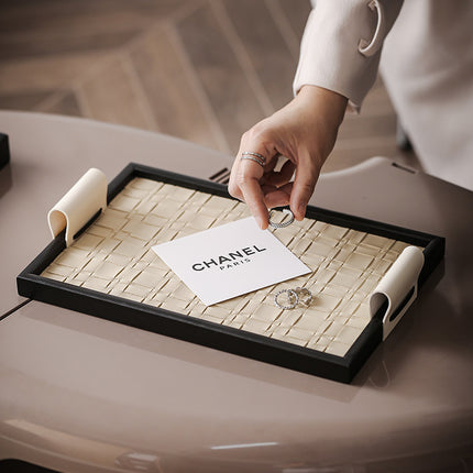 Light luxury jewelry hallway storage plate mid-ancient high-grade black leather aromatherapy tray French jewelry decoration sample
