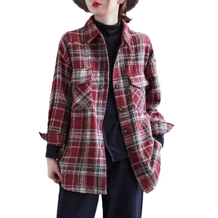 Autumn 2024 New Plaid Shirt Women's Loose Retro Thickened Scrub Shirt Jacket Design Niche Top