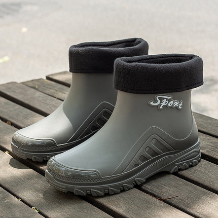 2025 Korean Style Fashionable Short-Tube Water Shoes for Men, Lightweight and Wear-Resistant Rubber Shoes, Kitchen Non-Slip Low-Top Waterproof Rain Boots for Men
