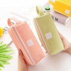 Large capacity pencil case = oxford cloth style / Mixed colors are sent randomly