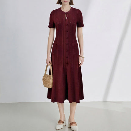 2026 New French-Style Elegant Socialite Short-Sleeve Knit Dress with Hollow-Out Ribbed Design and Single-Breasted Slim-Fit Long Dress
