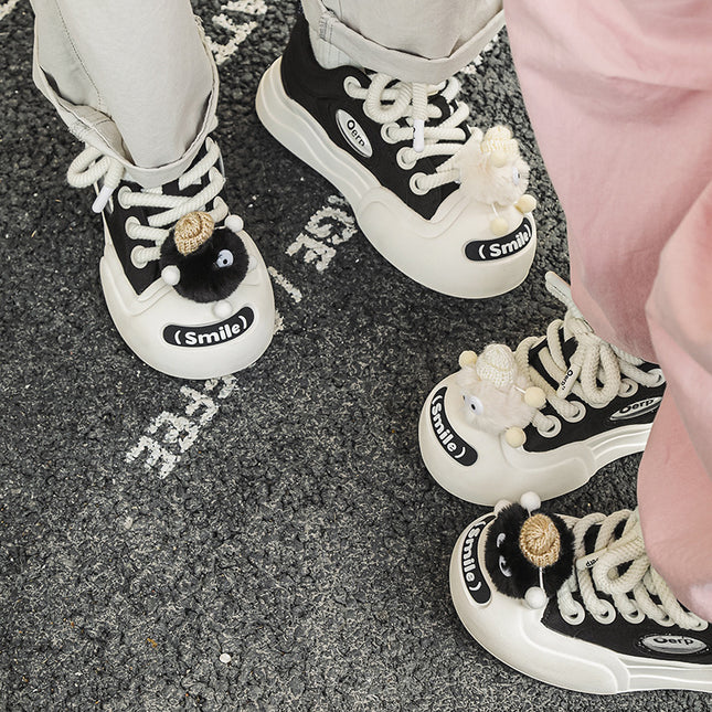 Niche trendy cartoon trendy doll cute couple sneakers 2023 Autumn New cute open smile canvas shoes