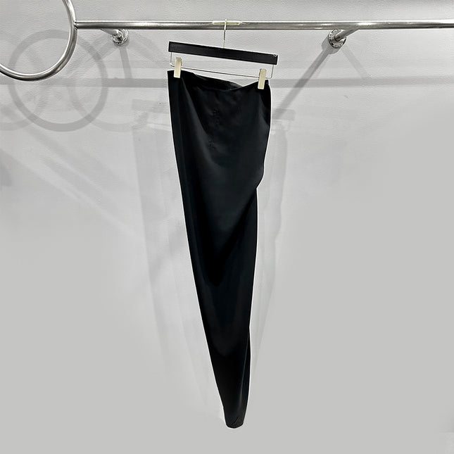 Subhuman Women's | 2025 Early Autumn Show Same Style Diagonal Zipper Pleated Satin Slit Floor-Length Skirt