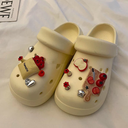 DIY Niche Thick-Soled Clogs for Women 2026 Summer Ultra-Comfortable Beach Non-Slip Odor-Resistant Closed-Toe Slippers for Outdoor Wear
