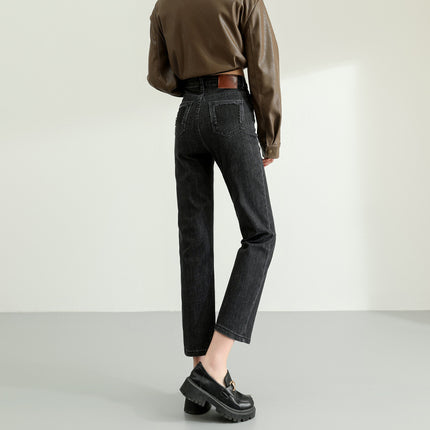 The Mainly Recommended Retro Straight-Leg Jeans for Women in Autumn and Winter. High-Waisted Slimming Look Cigarette Pipe Pants for Small People. High Street Fashion