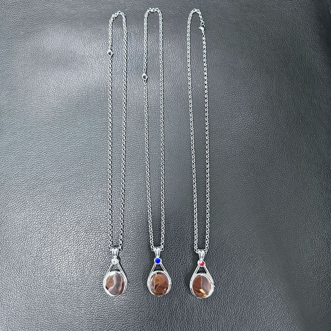Animation surrounding H2O red sand seal shell necklace girl mermaid shell can open and close necklace women's pendant