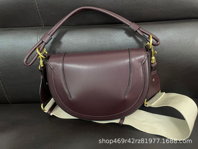 Z Family Accessible Luxury 	 Bags Crossbody Bag Women's 2025 Spring New Saddle Bag Contrast Color Quilted Handheld Flap Bag