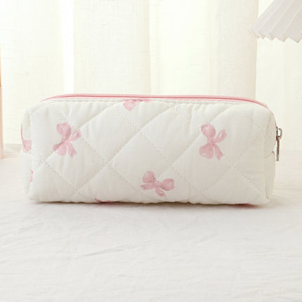 Factory Direct Sale Portable Cosmetic Bag Women's Large Capacity Niche Design Storage Bag Portable Ultra Light Quilted Multi-Layer Bag