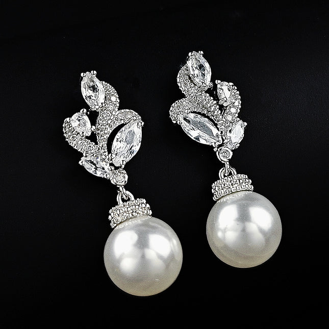 Elegant Flower Imitation Pearl Earrings Women's Elegant Japanese and Korean Style Distinctive Mid-length Earrings European and American Bridal Earrings e1004