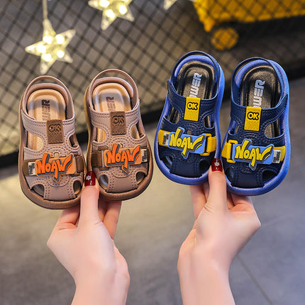 Men's baby sandals summer new open-toe fashion breathable baotou beach shoes baby soft bottom non-slip toddler shoes.