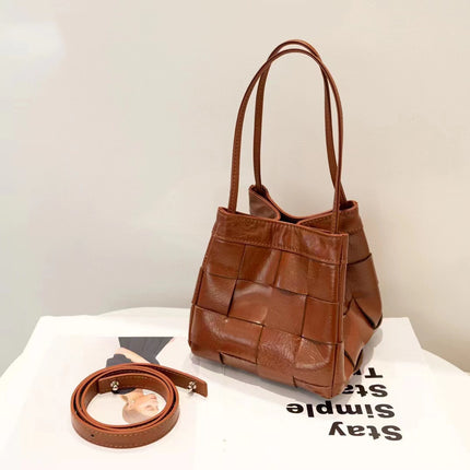Summer textured leather woven bucket bag fashionable fashionable wings closed-toe layer cowhide mini women's bag underarm bag