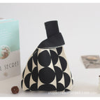 Round semicircle black