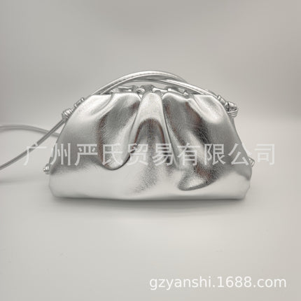 2022 New Cloud Bag Cross-border Women's Bag Pleated Dumpling Bag Autumn and Winter Fashion Shoulder Crossbody Bag Handbag Women's Bag