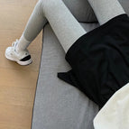 Black Slit Tee / M size (80kg to 110kg)