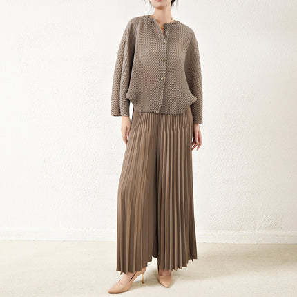 Miyake Fashion suit Women's Autumn Niche Design Sense V-shaped Pleated Batwing Shirt Top Pleated Large Pant Skirt Two-piece Set