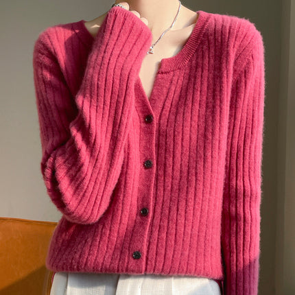 Autumn and Winter New Versatile Loose Sweater Niche Short Cardigan with Round V-Neck Design Ribbed Knit for Women