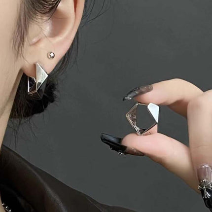 European and American Style Elegant Irregular Ling Earrings New French Simple and Simple Cold Style Niche Earrings for Women