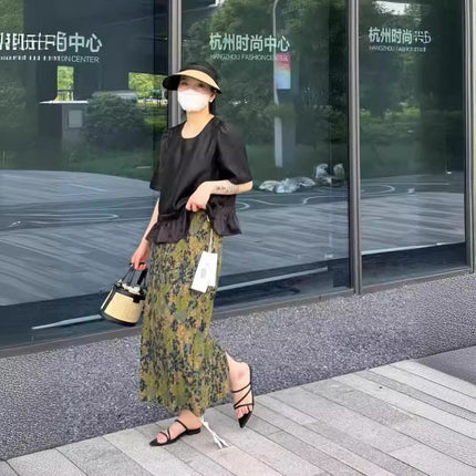 2026 Summer New Style Elastic Waist Back Slit Green Floral Skirt French Pleated Textured A-Line Skirt